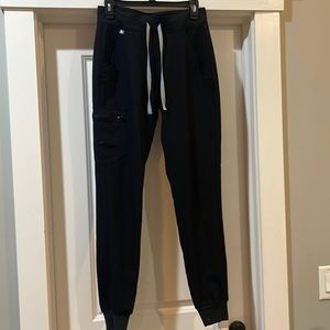 Like new black jogger scrubs